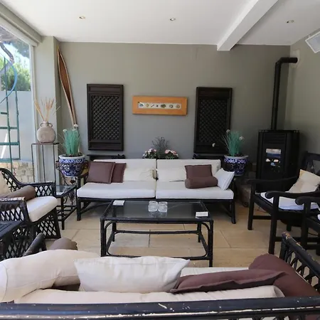 Bonito 56 - Clever Details *